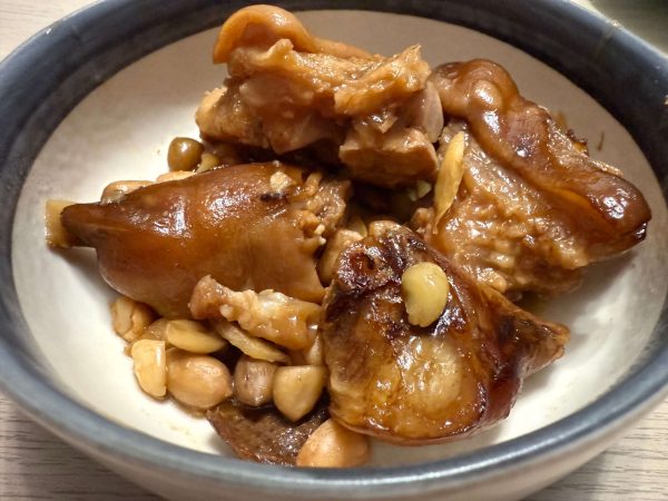 Braised Pork Trotter with Peanut in Fermented Red Bean Curd